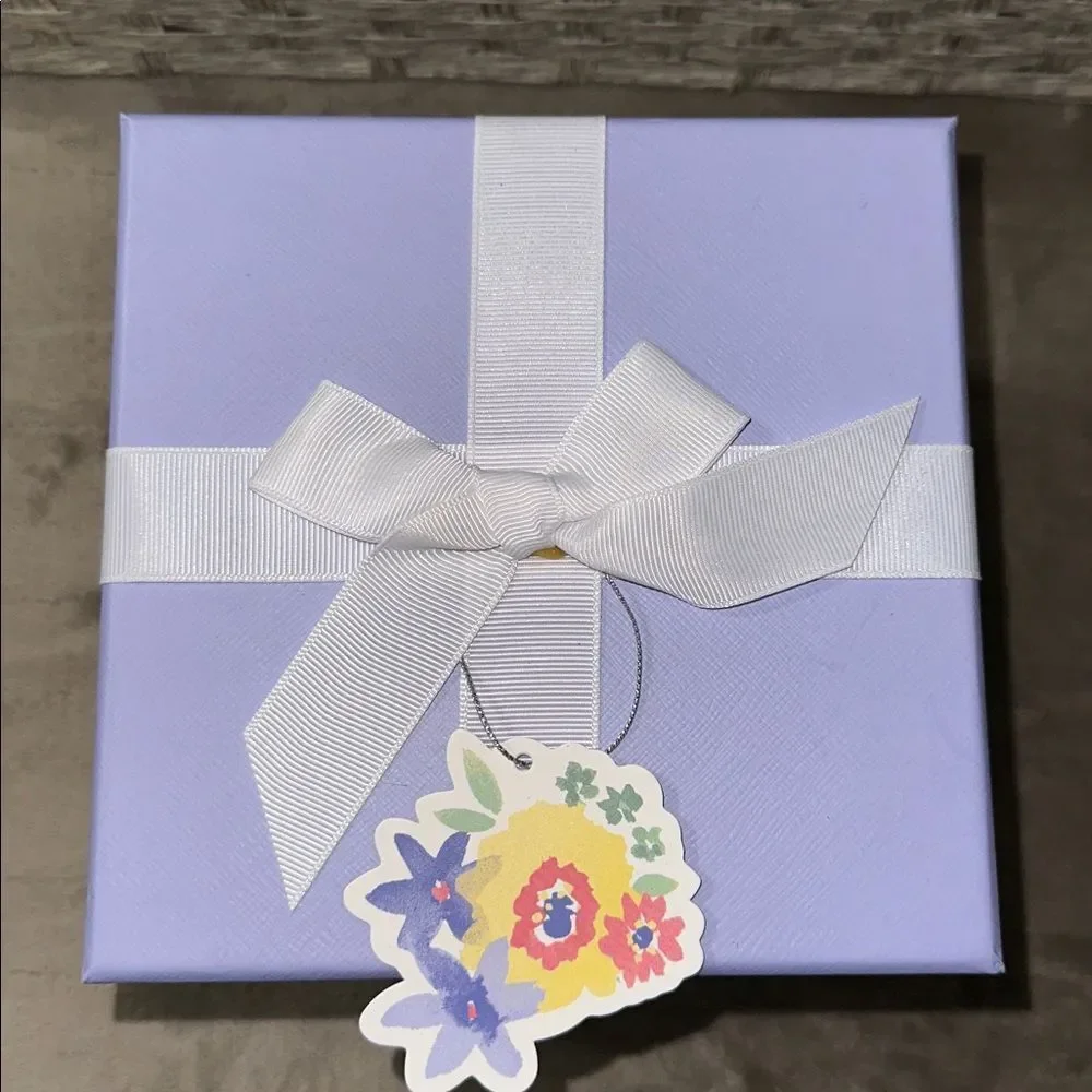 SHABBY CHIC Two Floral Lavender Top White Bow Square Nesting Gift Boxes